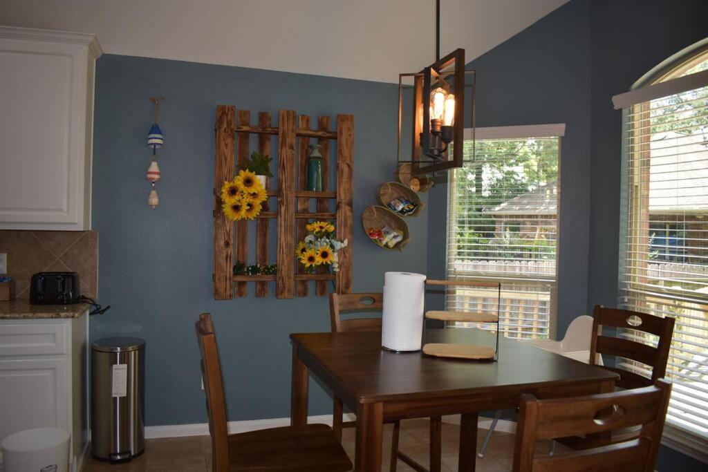 Spacious Conroe Home Around 4 Miles To The Lake Montgomery Exterior foto