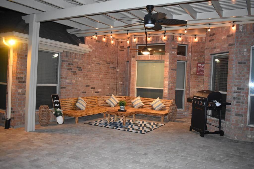 Spacious Conroe Home Around 4 Miles To The Lake Montgomery Exterior foto