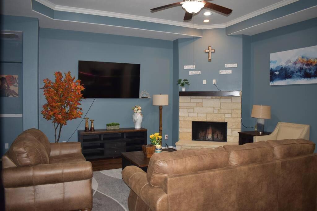 Spacious Conroe Home Around 4 Miles To The Lake Montgomery Exterior foto